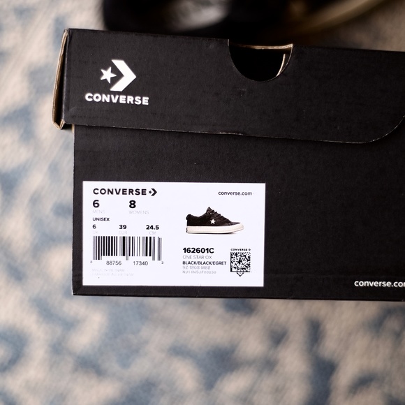 NWOT Converse One Star Ox Black Leather Faux Fur Sneakers 8 - Picture 8 of 9